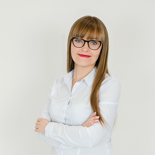 Sara Dziatkiewicz- Instruktor Manicure Tytanowego